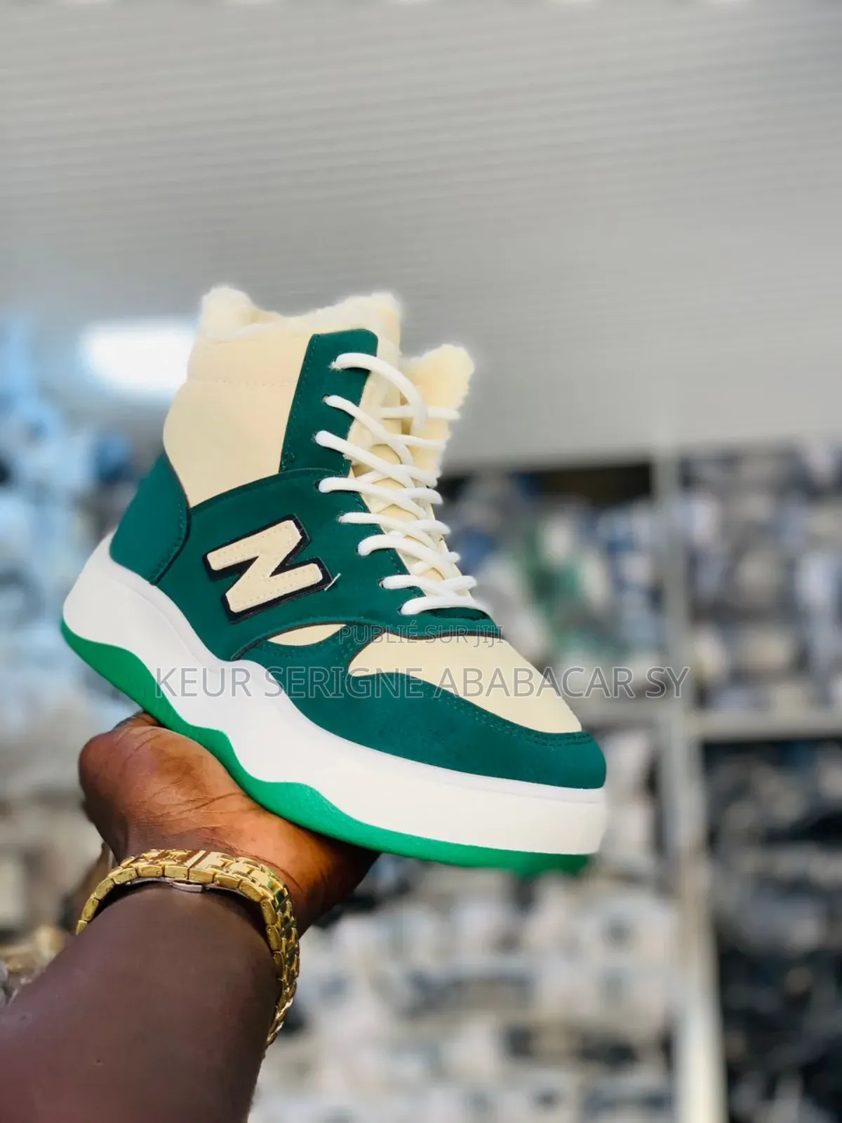 Chaussures Contracté