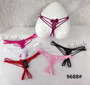 String Trop Sexy 5 Modèles Disponibles