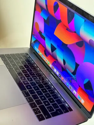 New Ordinateur Portable Pomme MacBook 2018 16GB Intel Core I7 SSD 256GB