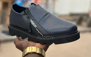 Givenchy Original Disponible WKST