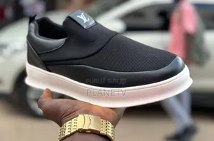 Chaussures Louis Vuitton Originale Disponible WKST