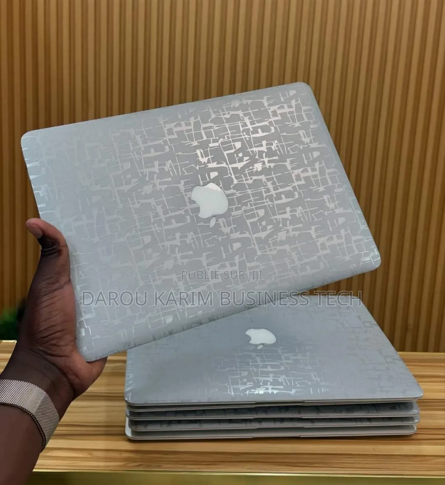 New Apple MacBook Air 2017 8GB Intel Core I5 SSD 256GB