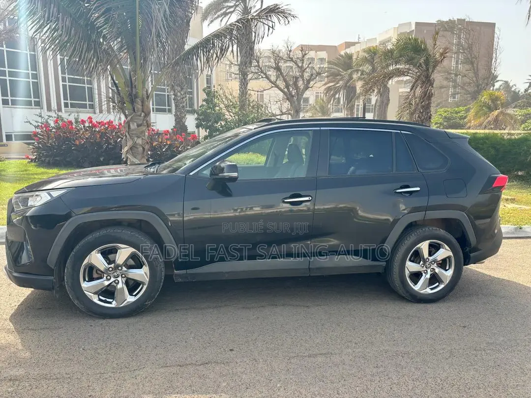 Toyota RAV4 Limited AWD 2019 Noir