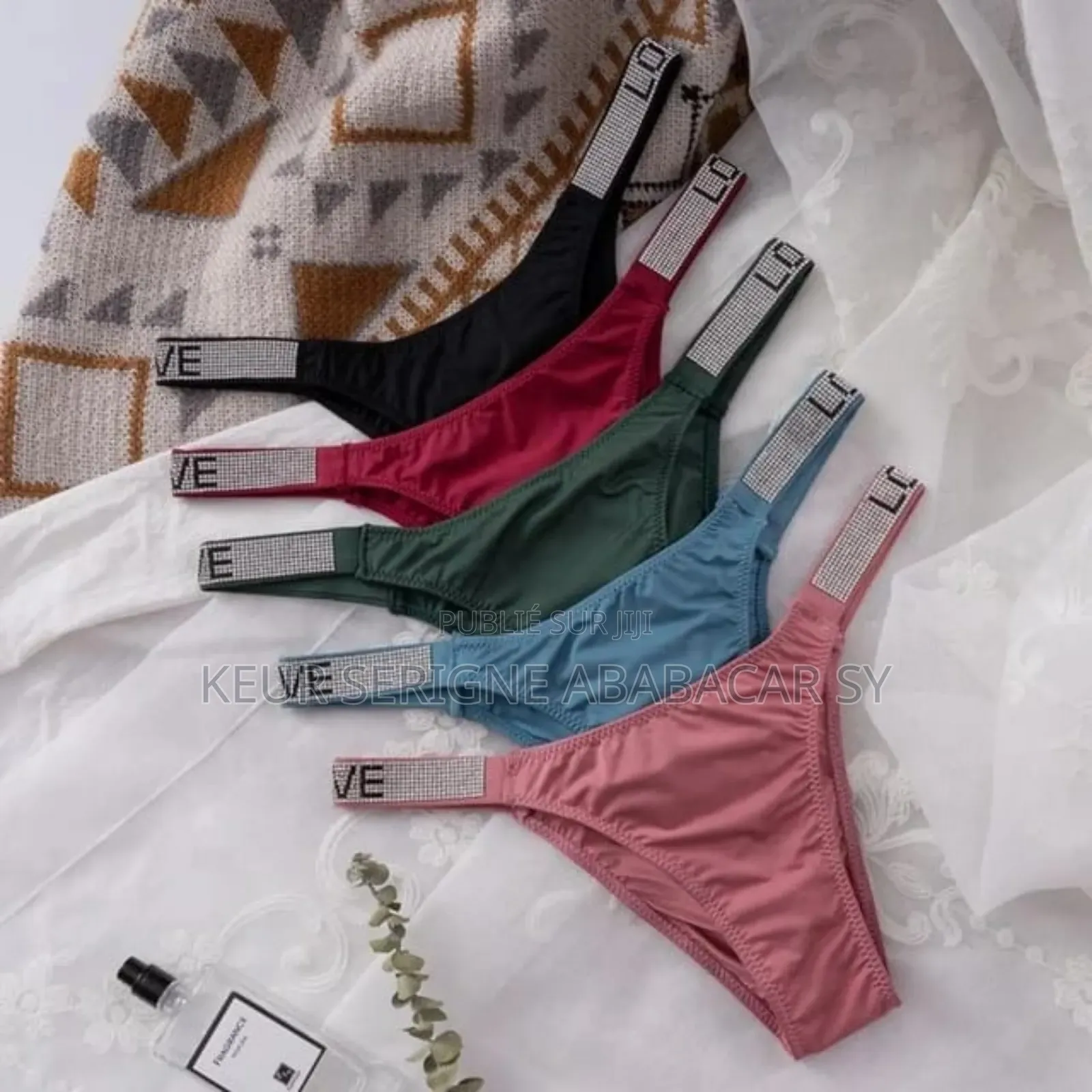 Slip v LOVE Qualité Originale