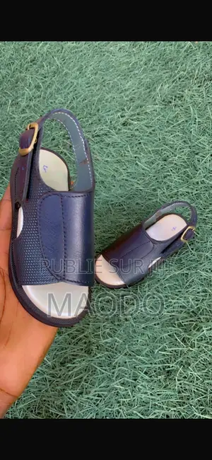 Chaussures Enfants en Cuire en Gros Et Détaille