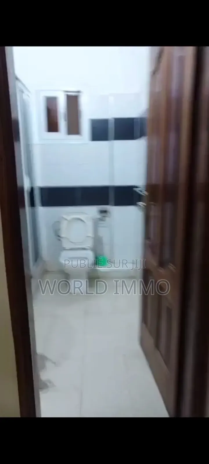 4chbre Appartement dans Le Standard, Almadies à Louer