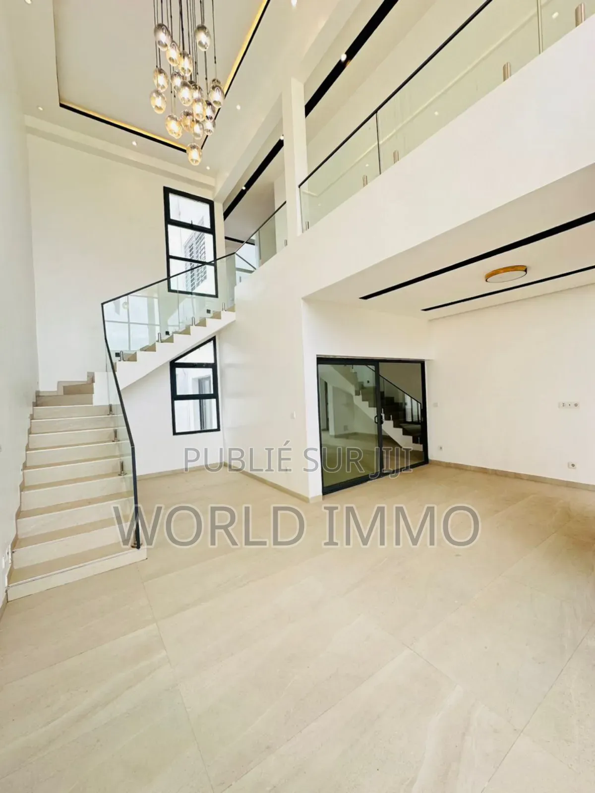 4chbre Duplex dans Le Duplex, Almadies à Louer