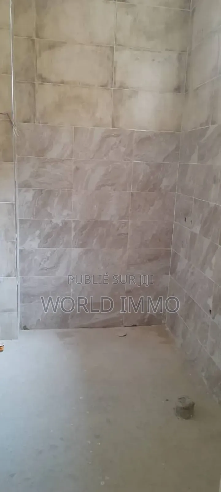 2chbre Appartement dans Lap, Grand Yoff à Louer