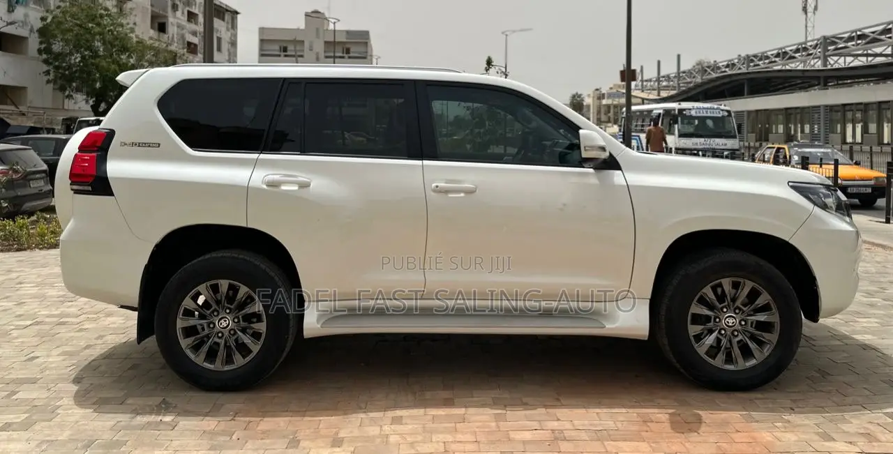 Toyota Land Cruiser Prado 2020 Blanc