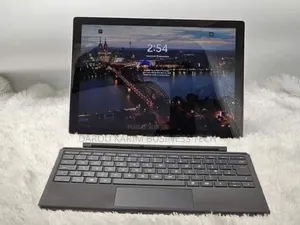 New Microsoft Surface Pro 7+ 16GB Intel Core I5 SSD 256GB