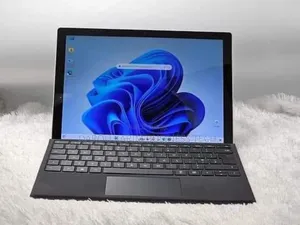 New Microsoft Surface Pro 7+ 16GB Intel Core I5 SSD 256GB