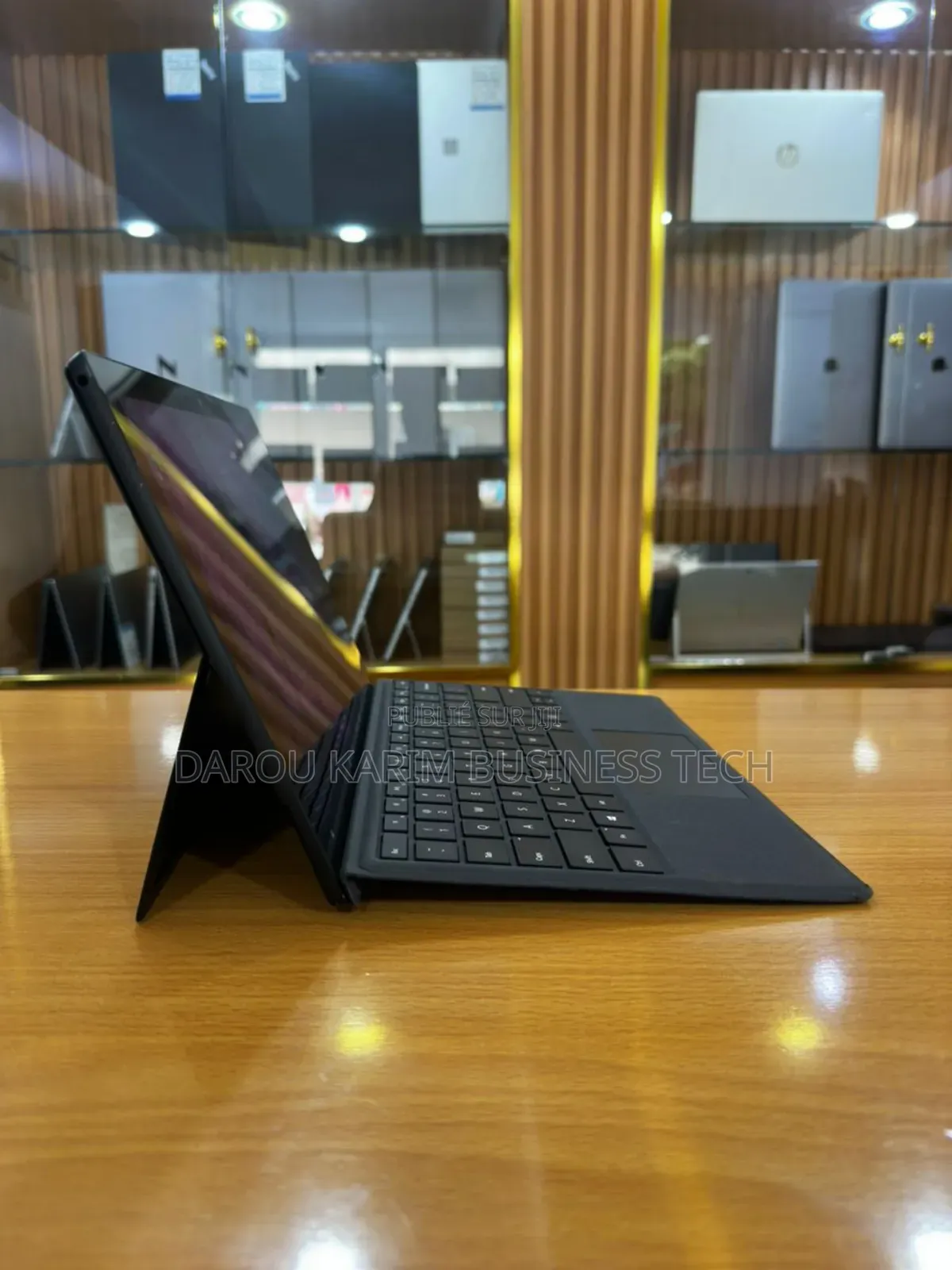 New Microsoft Surface Pro 7 16GB Intel Core I7 SSD 512GB