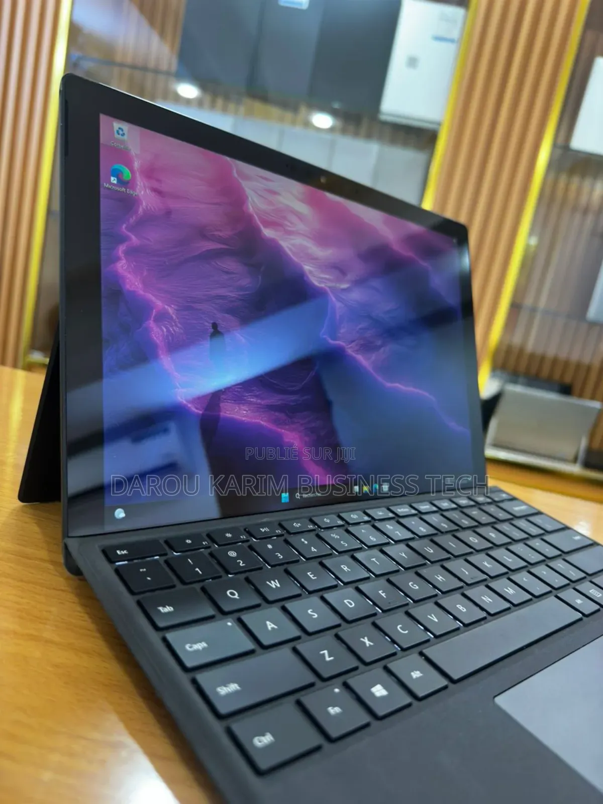 New Microsoft Surface Pro 7 16GB Intel Core I7 SSD 512GB