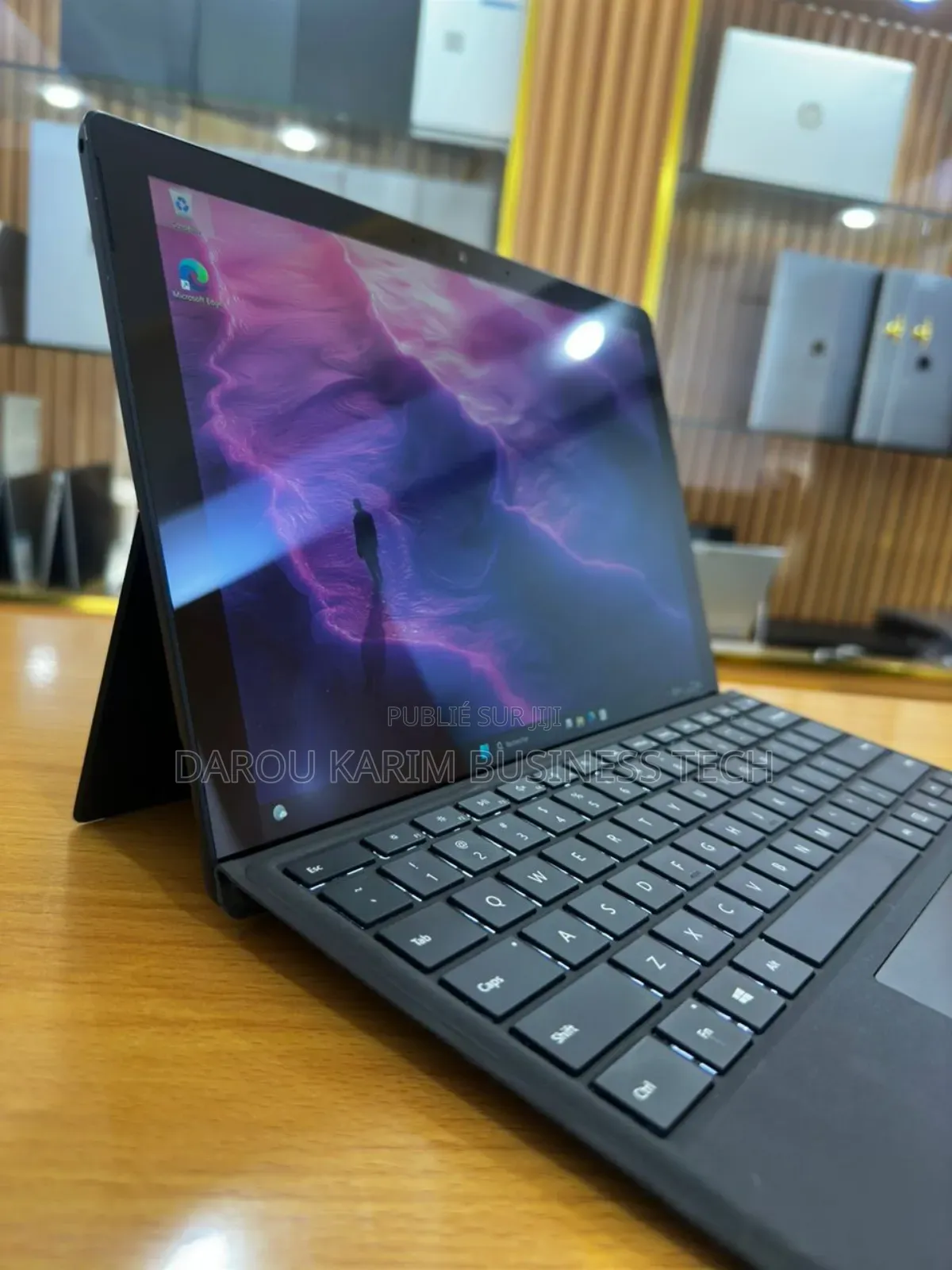 New Microsoft Surface Pro 7 16GB Intel Core I7 SSD 512GB