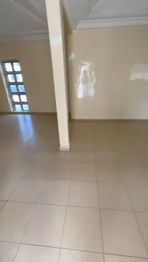 6chbre Maison de ville/terrasse dans , Mermoz Sacré-Cœur à Vendre