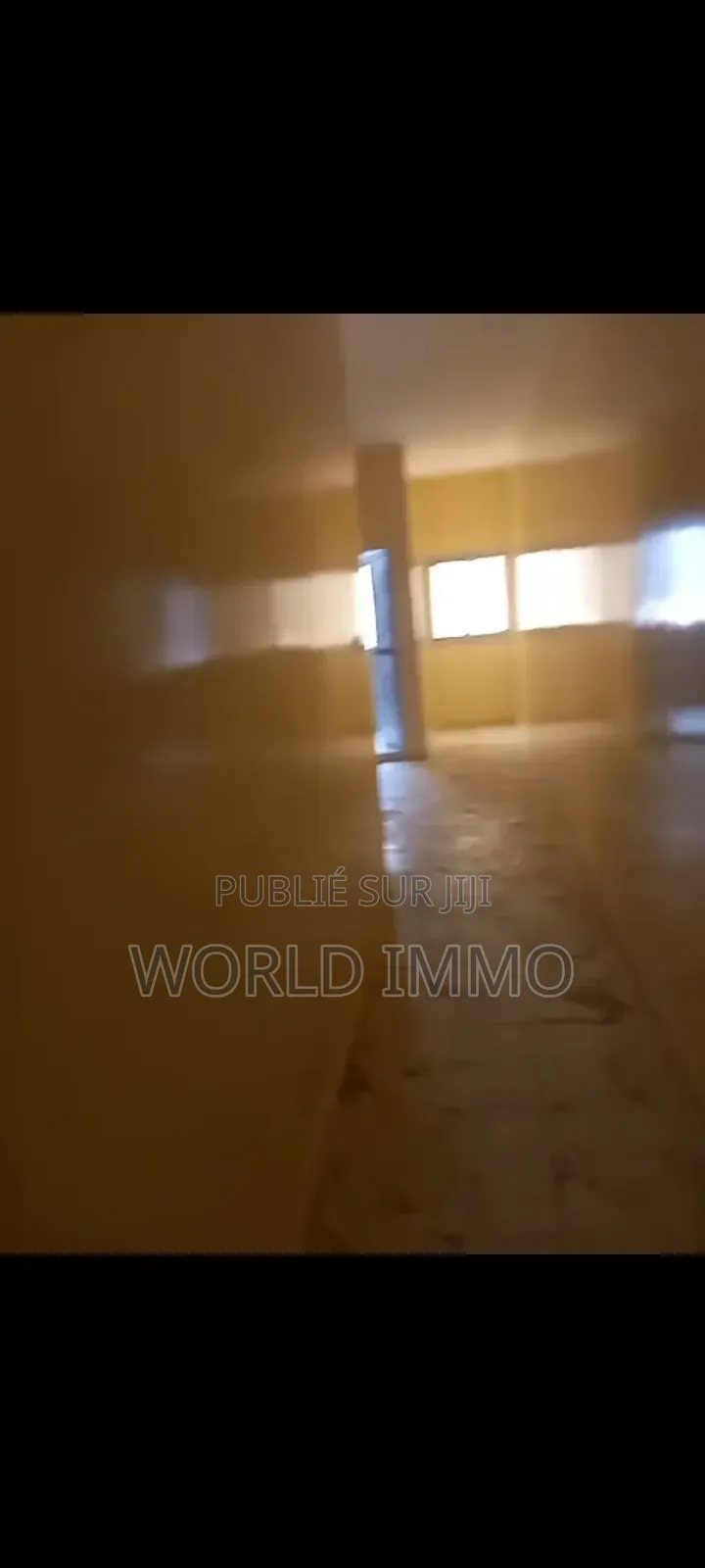 4chbre Appartement dans Le Pays, Yoff à Louer