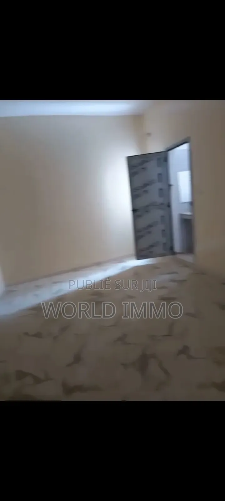 4chbre Appartement dans Le Pays, Yoff à Louer