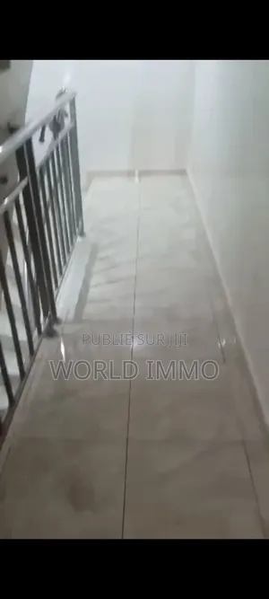 1chbre Studio dans Le Bon Coin, Ngor à Louer