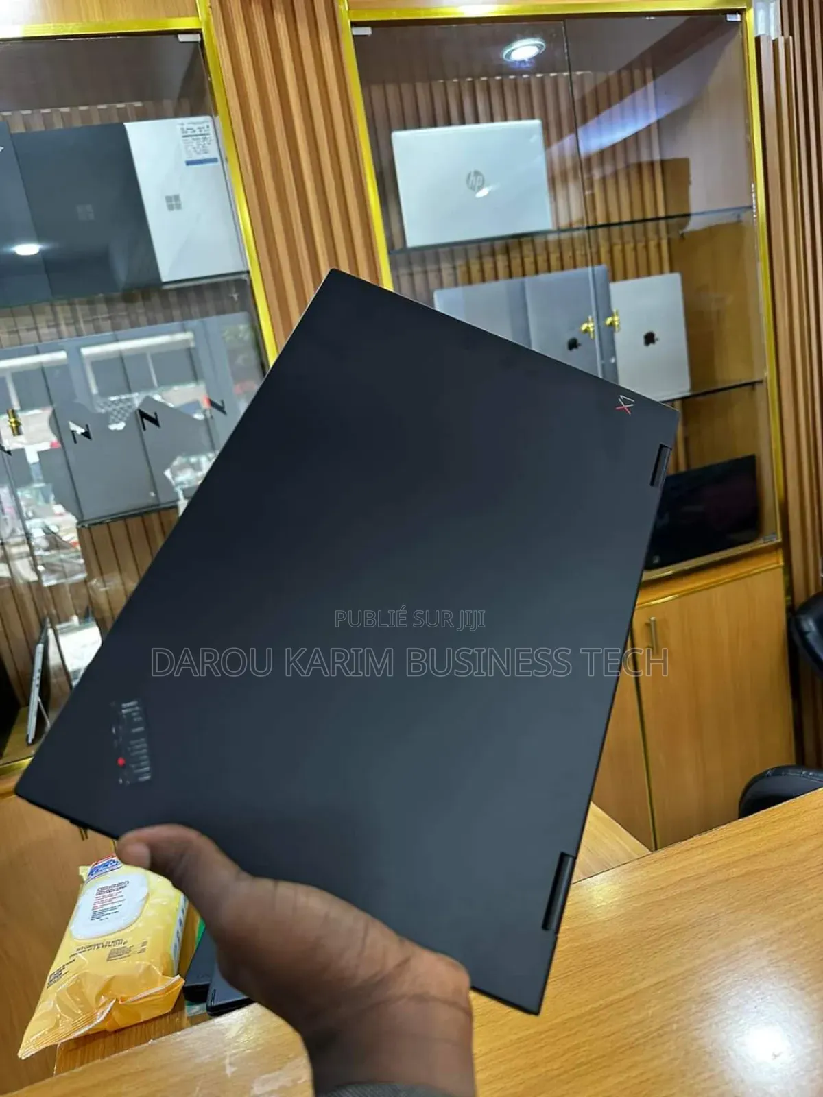 Lenovo ThinkPad X1 Yoga Gen 8 16GB Intel Core I7 SSD 512GB