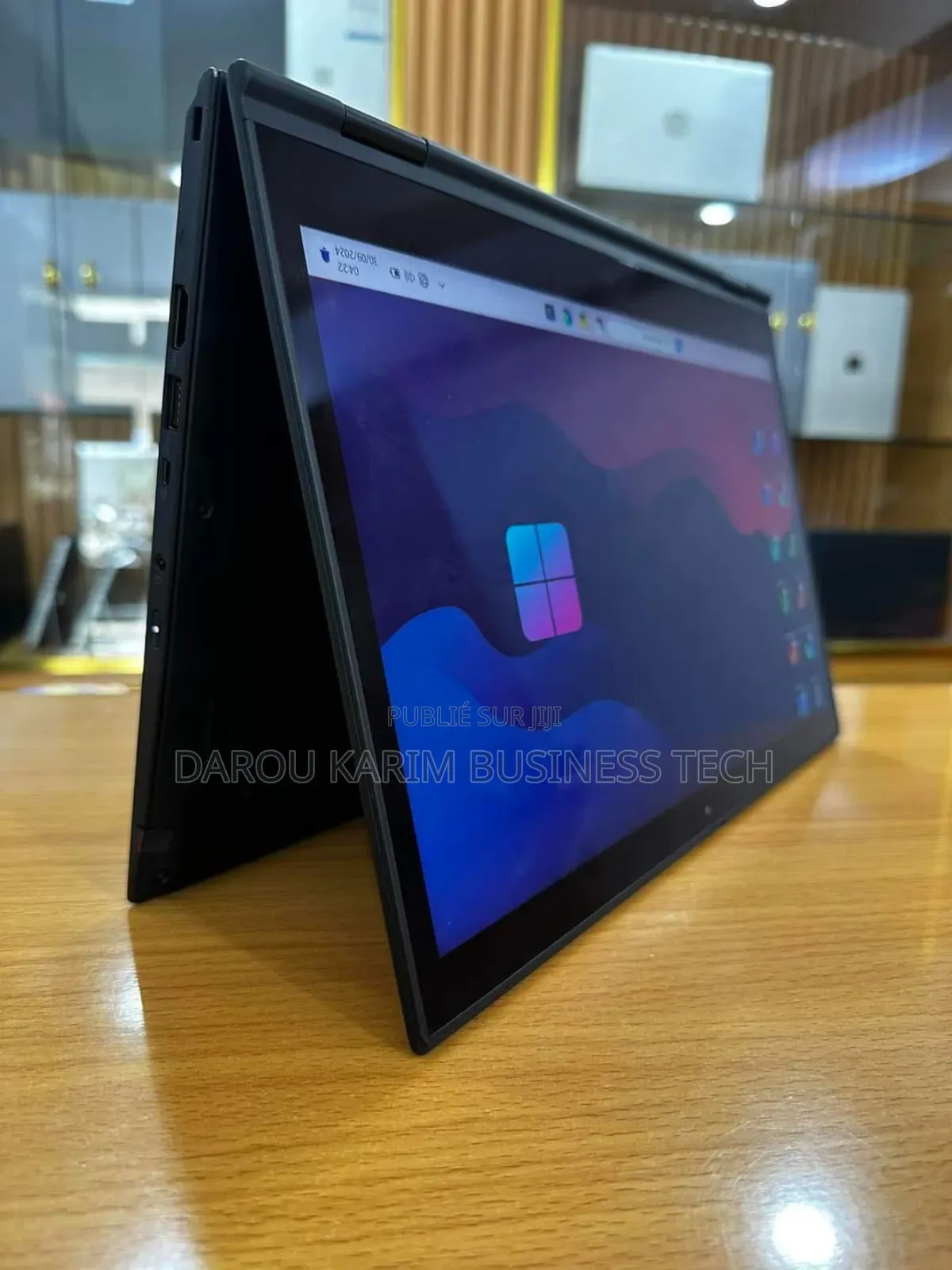 Lenovo ThinkPad X1 Yoga Gen 8 16GB Intel Core I7 SSD 512GB