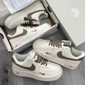 Original Nike Air Force 1 Low '07 Disponible Disponible