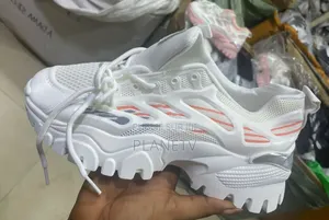 Chaussures De Qualités Disponible WCM