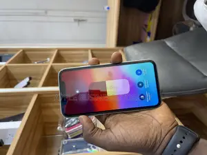 New Apple iPhone 11 128 GB Vert