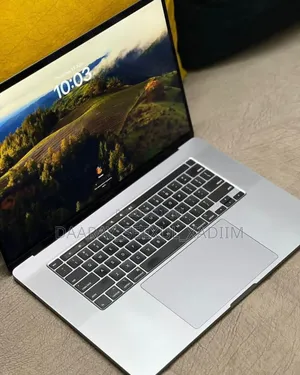 Apple MacBook Pro 2019 16GB Intel Core I9 SSD 512GB