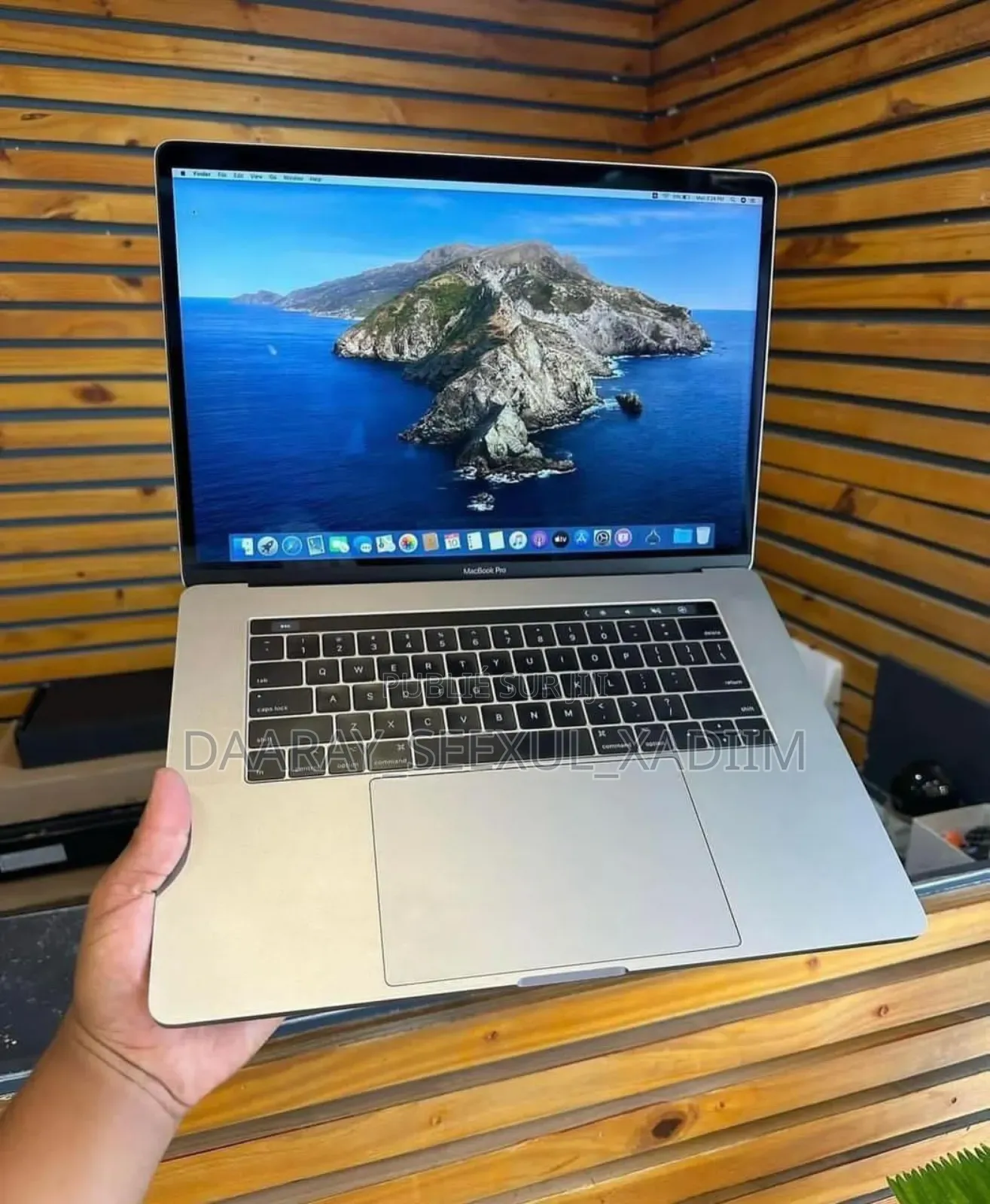 Apple MacBook Pro 2019 16GB Intel Core I7 SSD 512GB