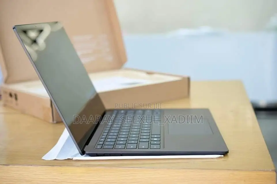 Microsoft Surface Laptop 5 16GB Intel Core I7 SSD 512GB