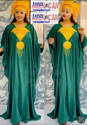 Boubou Traditionnelle Pour Femmes Disponible Ab