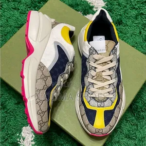 Photo - Original GUCCI 890