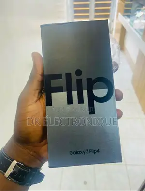 New Samsung Galaxy Z Flip4 128 GB Doré