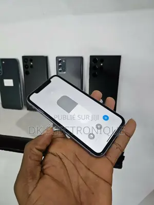 Apple iPhone 11 128 GB Autre