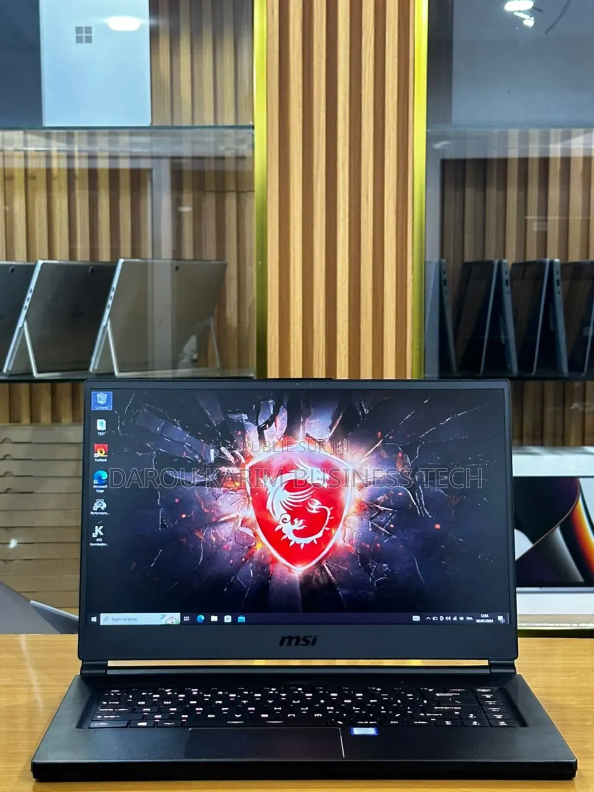 New MSI GS65 Stealth Thin 8RF 32GB Intel Core I7 SSD 1T