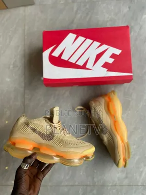 Photo - Nike Original Disponible NVS