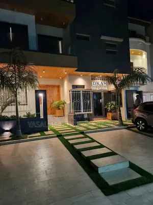 3chbre Appartement dans Yasalam Business, Almadies à Louer