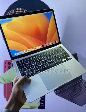 New Apple MacBook Pro 2020 M1 8GB Apple M1 SSD 256GB