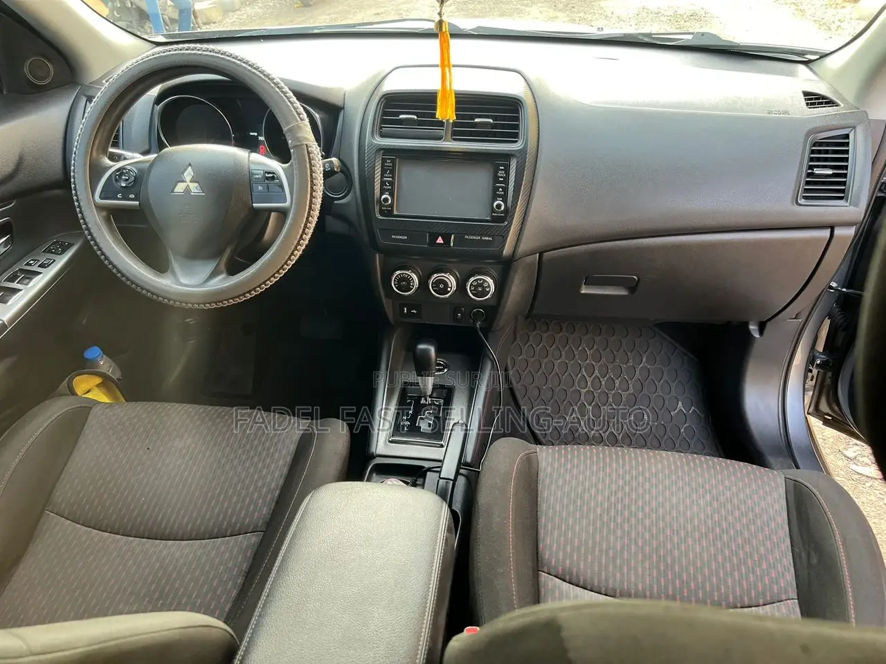 Mitsubishi Outlander Sport 2018 Gris