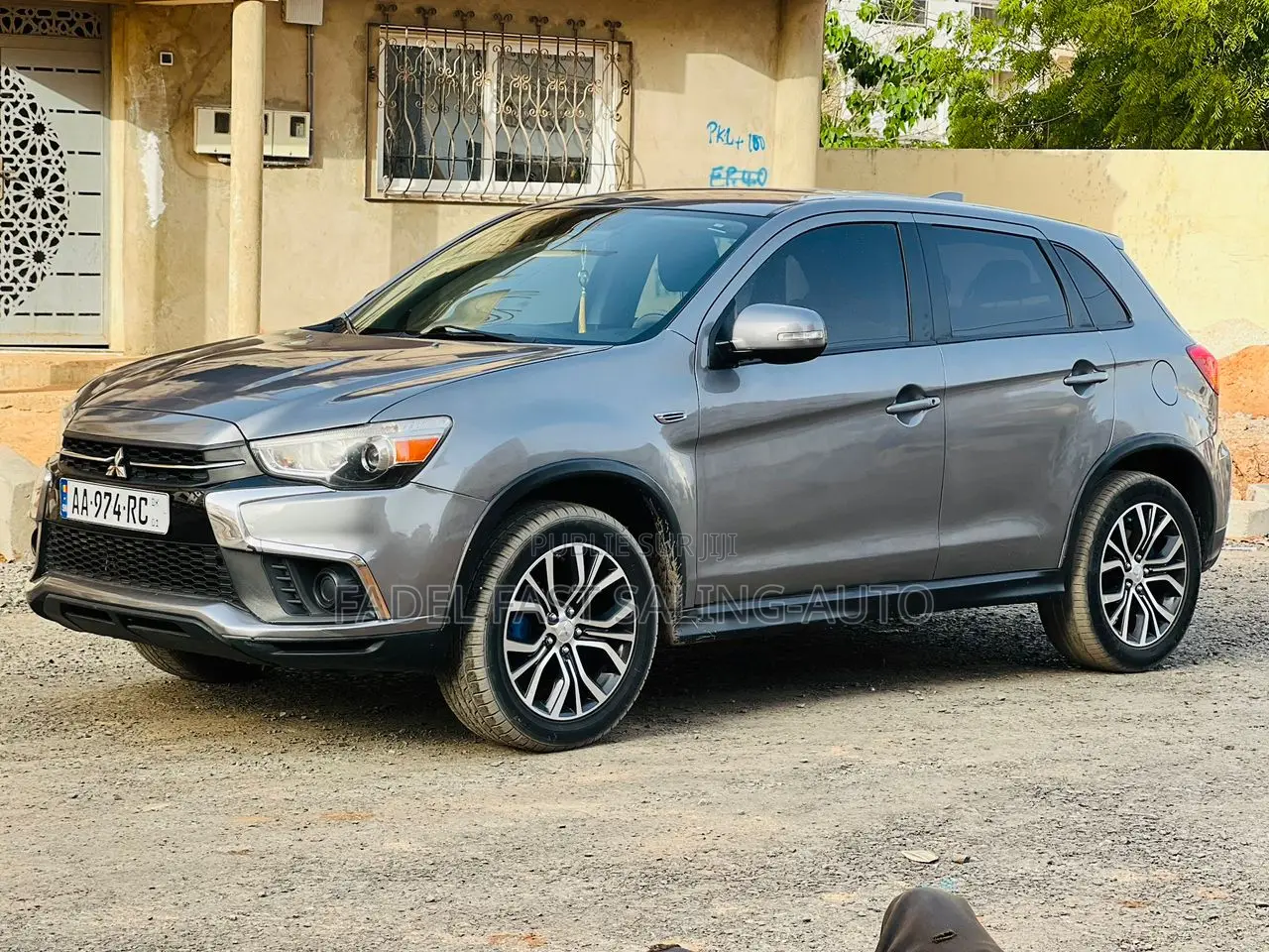 Mitsubishi Outlander Sport 2018 Gris