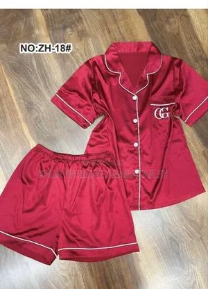 Photo - Pyjama Modèle Court 
Taille Standard