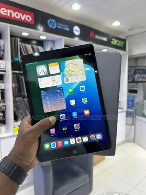 New Apple iPad 10.2 (2021) 64 GB Autre