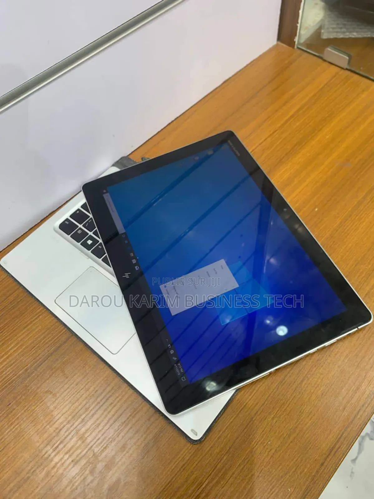 New HP Elite X2 1012 G2 8GB Intel Core I5 SSD 256GB