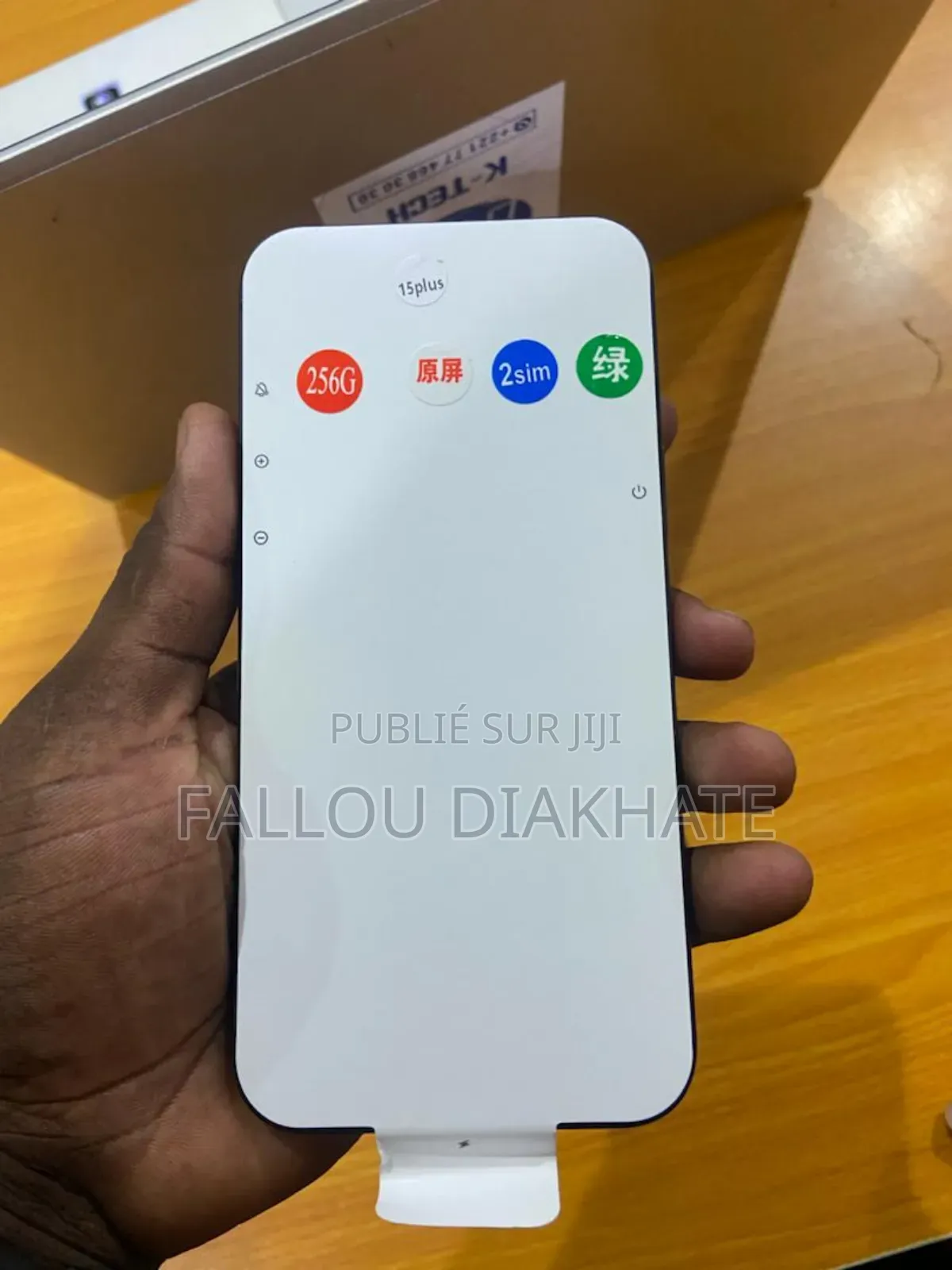 New Pomme iPhone 15 Plus 256 GB Autre