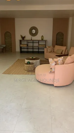 4chbre Appartement dans Appartement F4 à Louer