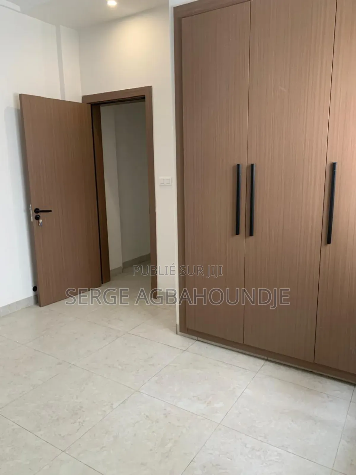 4chbre Appartement dans Appartement F4 à Louer