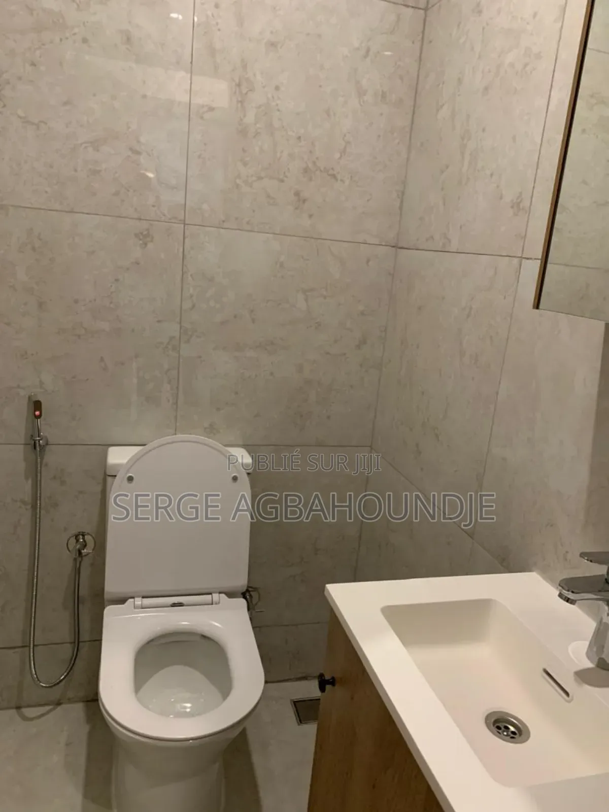 4chbre Appartement dans Appartement F4 à Louer