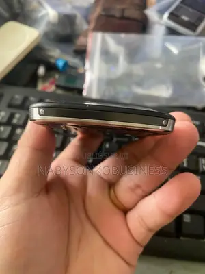 New BlackBerry Bold Touch 9900 8 GB Noir