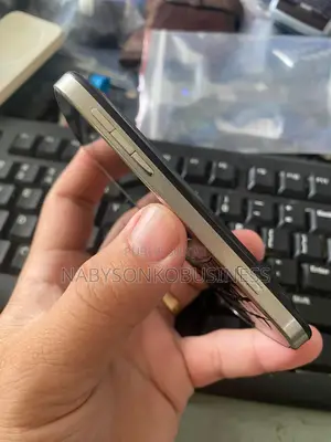 New BlackBerry Bold Touch 9900 8 GB Noir