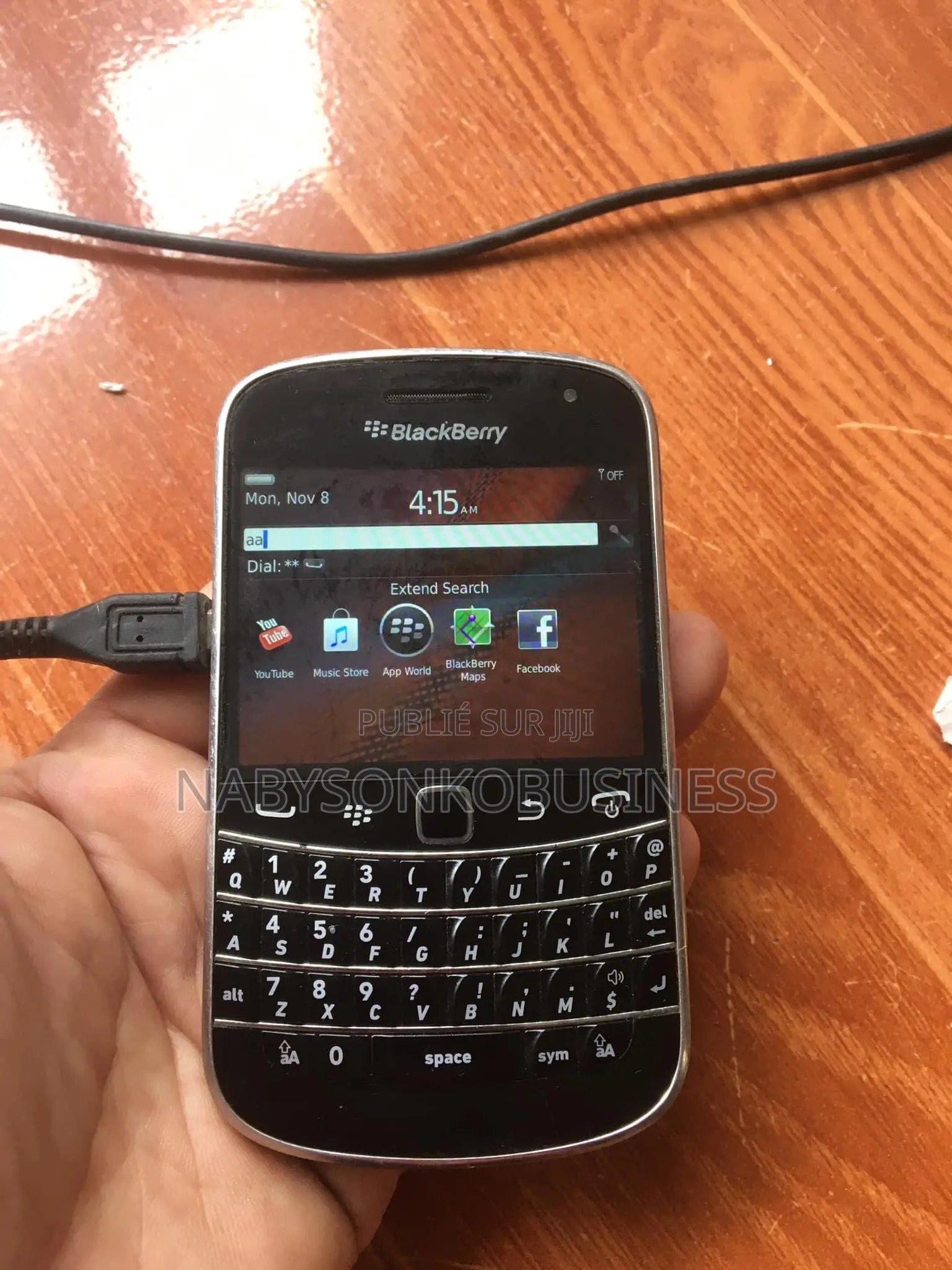 New BlackBerry Bold Touch 9900 8 GB Noir